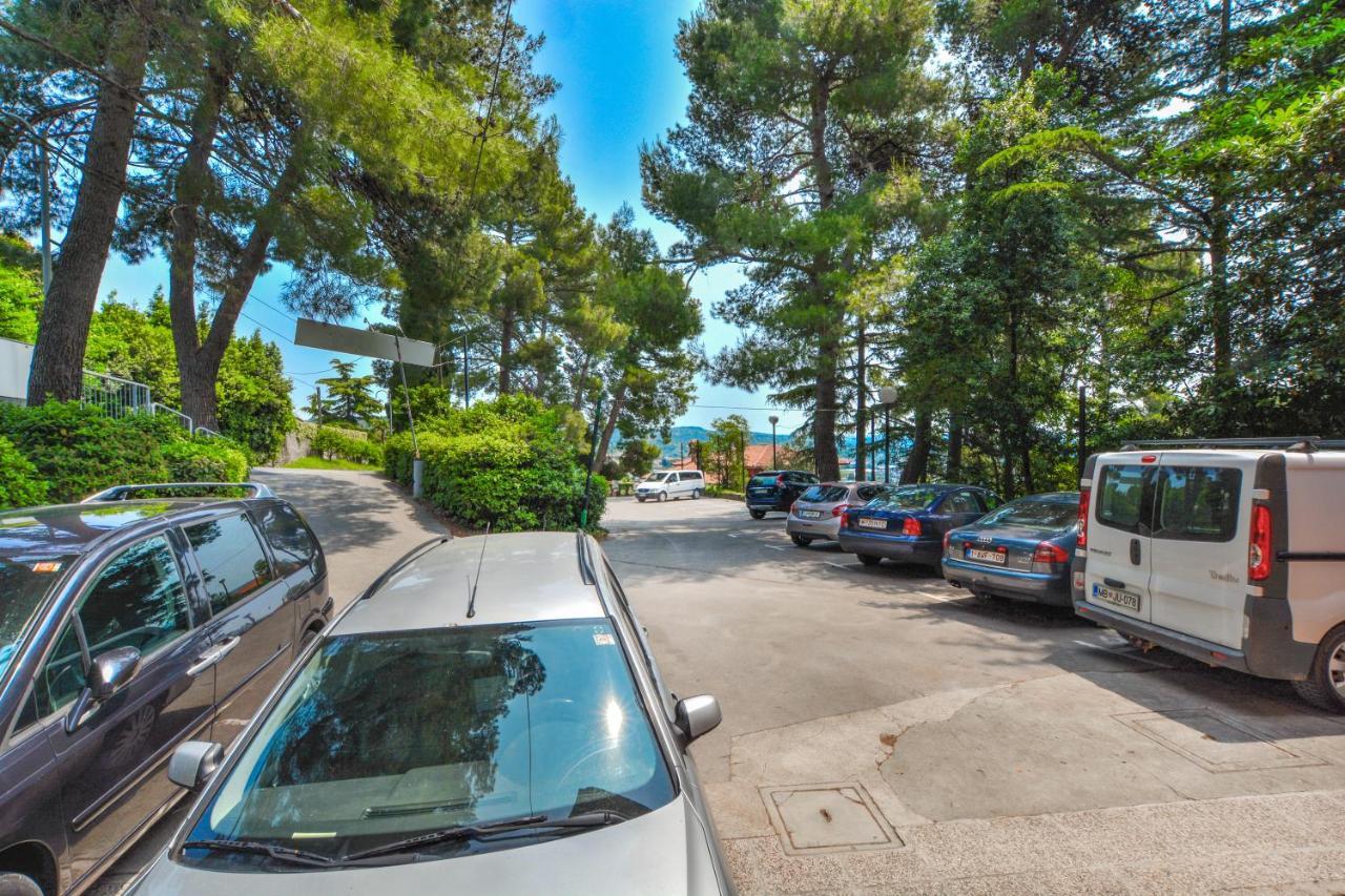 Maestral Residence Portorož Buitenkant foto